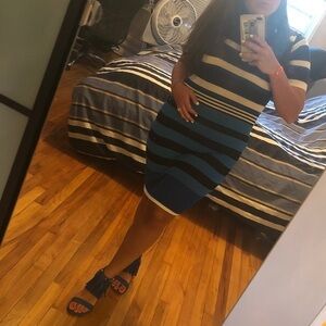 DVF Stretchy dress size M